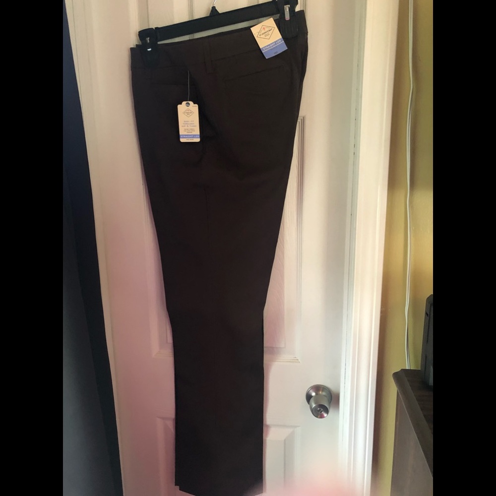 St. John’s Bay straight leg, mid-rise pants